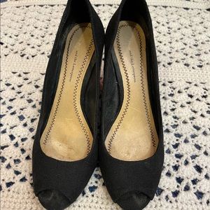 Pilcro and the Letterpress Black Wedge Peep toe